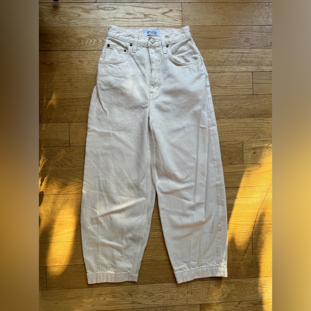 ETICA Iris Bud Jeans in Natural Cream Size 24 Barrel Anthropologie Ankle